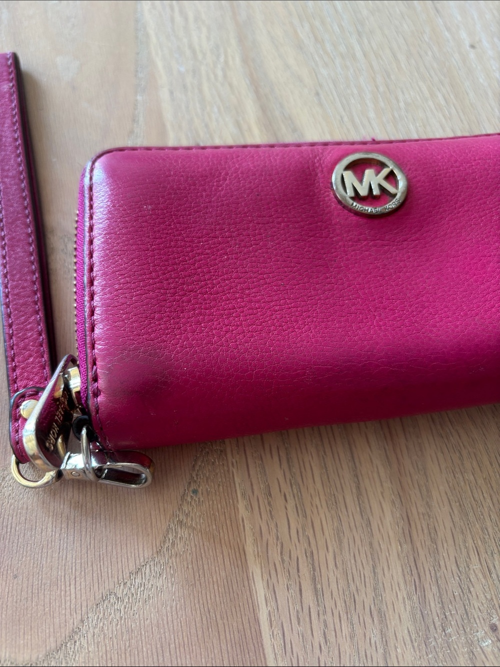 MK Wristlet wallet - Picture 2 of 7